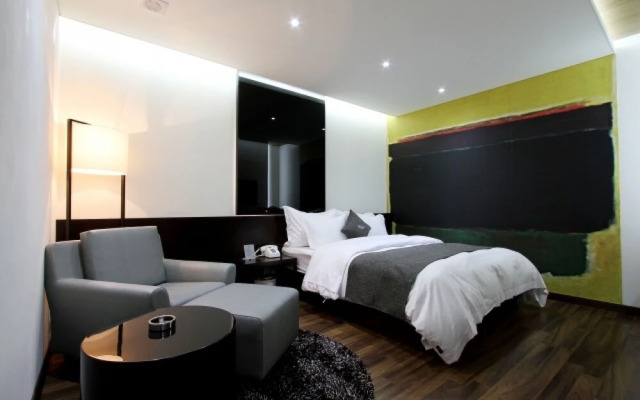Rubino Hotel