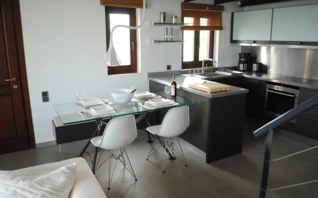 Krinos Apartment