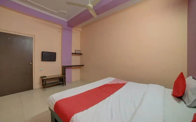 Shri Sai Paradise Hotel & Restaurant