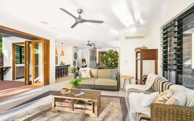 Belle Escapes - Watermark Luxury Palm Cove