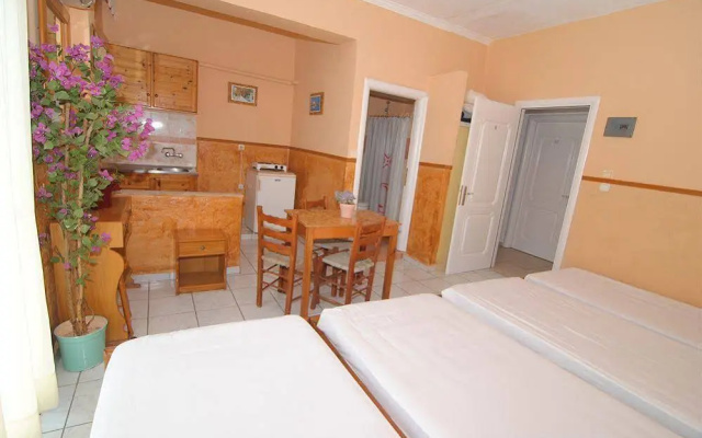 Anna Apartments