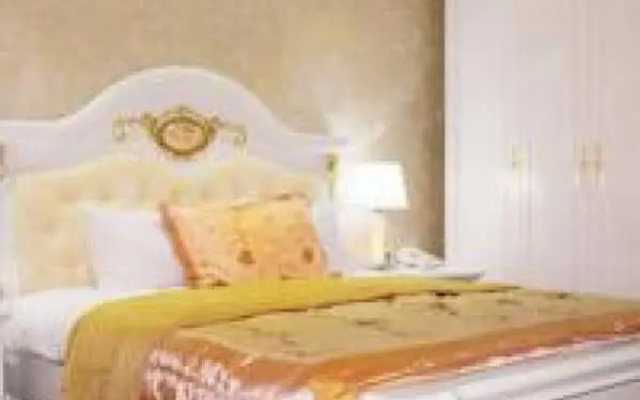 Grand Royal Hotel