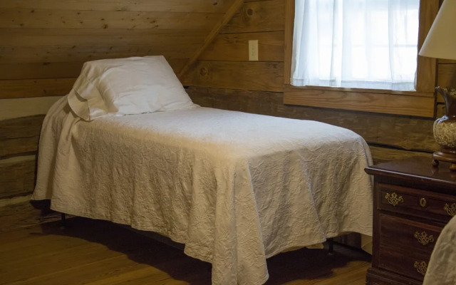 French Camp Bed and Breakfast