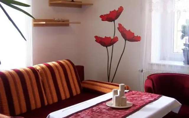 Apartment Horn