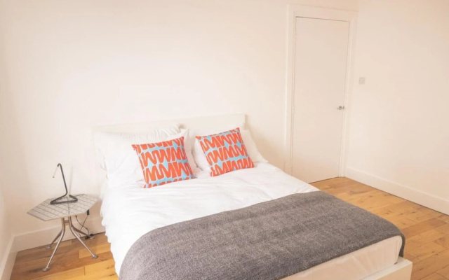 The Hyde Park Wonder - Beckoning 2bdr Flat