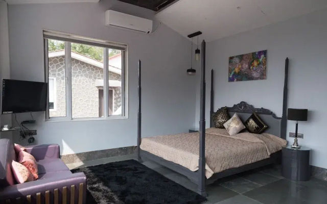 LXR Chalets