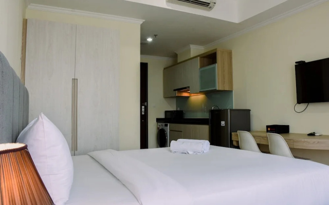 Cozy Living Studio Apartment at Menteng Park