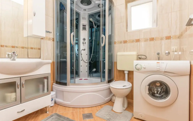 Apartments and Room Mirjana