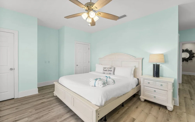 Spectacular Gulf Views w/ Private Pool! Remarkable 3BR 3.5ba Bedding for 12!