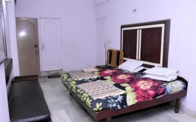 Vandana Hotel