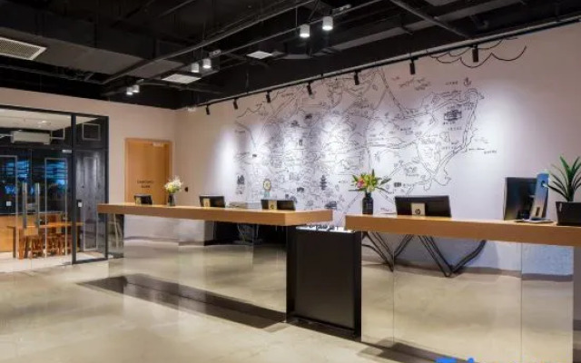MiniMax Hotel Shishi