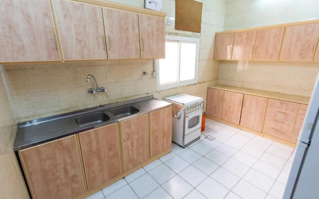 Al Eairy Furnished Apartments Al Madinah 8