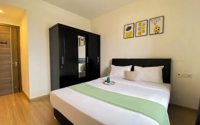 Spacious and Good Location 3BR at Sky House BSD Apartment