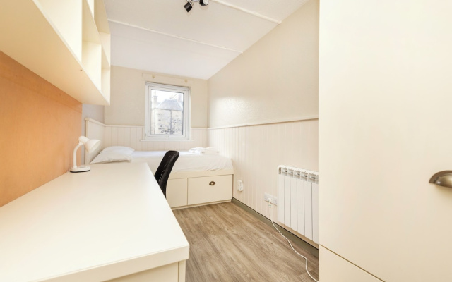 Meadow Court Apartments