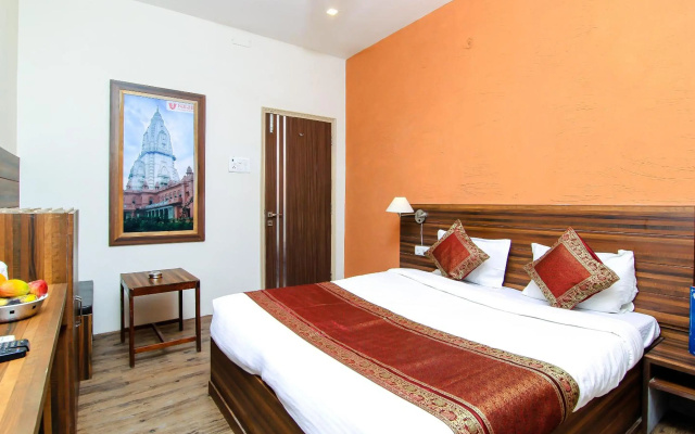 Hotel R B International