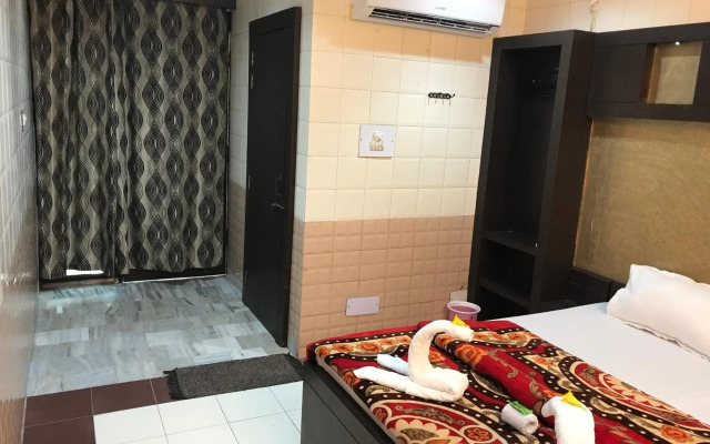 Hotel Sheela, 100m from Taj Mahal