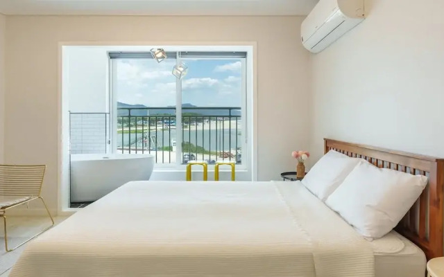Samcheok Kong & Bee Ocean View Spa Pensi