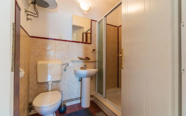 Apartment 1510