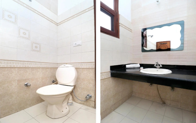 OYO 22774 Kumar Hotel