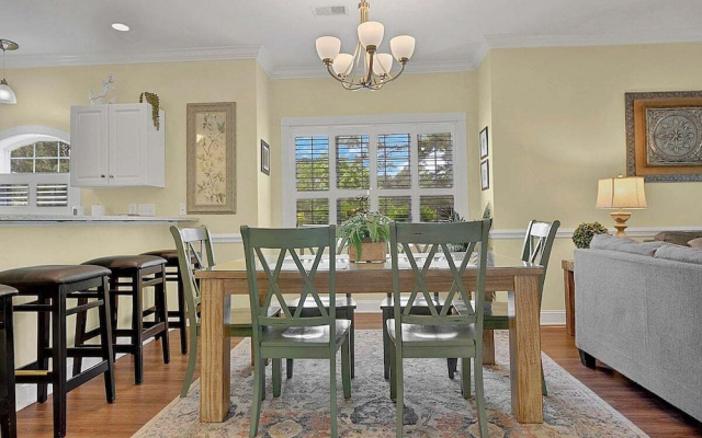 Magnolia North 4880-101