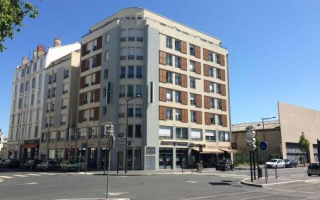 Отель Bed In City - Le Virgile Франция, Лион - отзывы, цены и фото номеров - забронировать отель Bed In City - Le Virgile онлайн вид на фасад