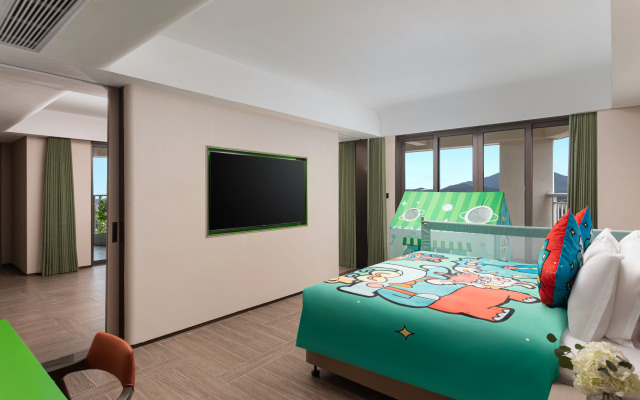 Holiday Inn Resort Sanya Bay by IHG