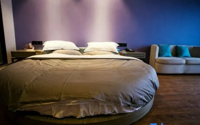 I do art Hotel