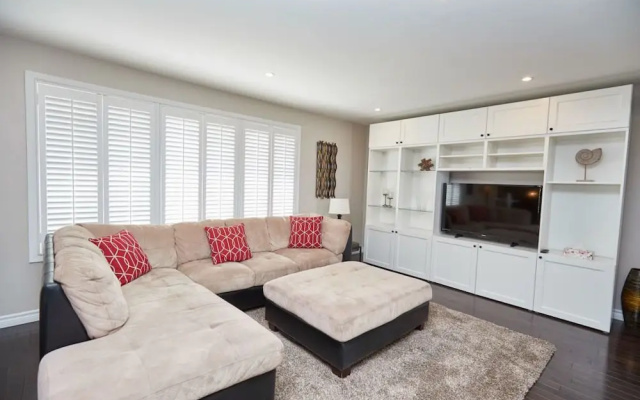 Niagara Lakeview Home