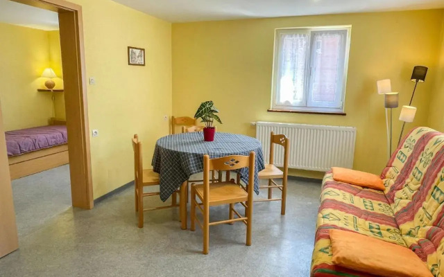 Residence Jaune Et Rose