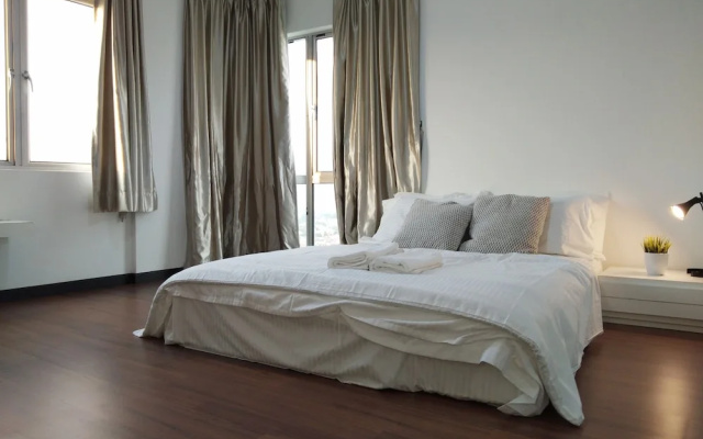 Plaza Manjalara with 2 bedrooms