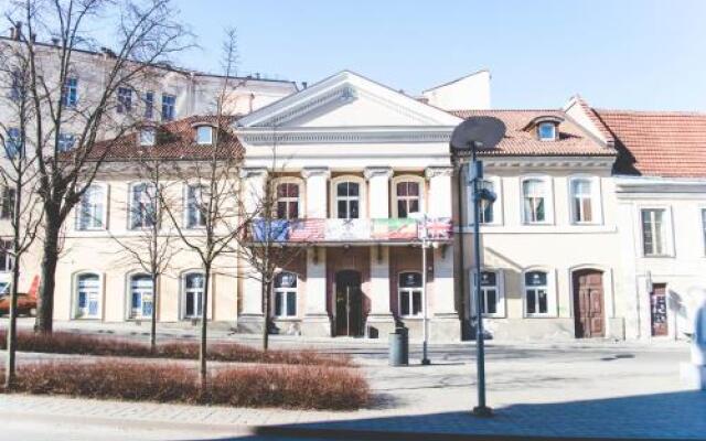 Отель Hostel Jamaika Литва, Вильнюс - отзывы, цены и фото номеров - забронировать отель Hostel Jamaika онлайн вид на фасад