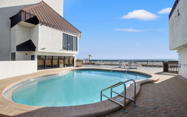 Beach Haven! 2BR 2BA Sleeps 6! Coastal Paradise Awaits!