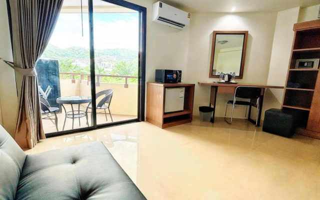 Patong V Hotel