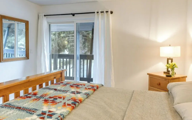 Mountain-view Home Near Hiking in Alpine!