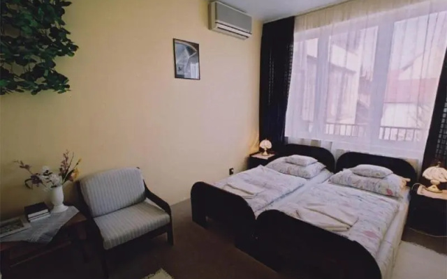 Hotel Uno