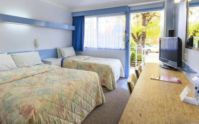 Tumut Farrington Motel
