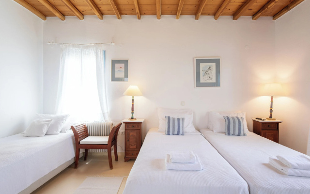 Anerousses Mykonian Traditional Houses