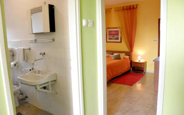 Apartments Gorda - 50m from beach