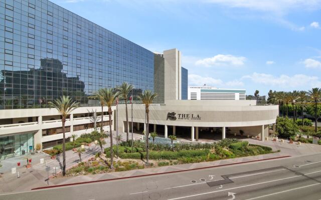 Отель The L.A. Grand Hotel Downtown США, Лос-Анджелес - отзывы, цены и фото номеров - забронировать отель The L.A. Grand Hotel Downtown онлайн вид на фасад