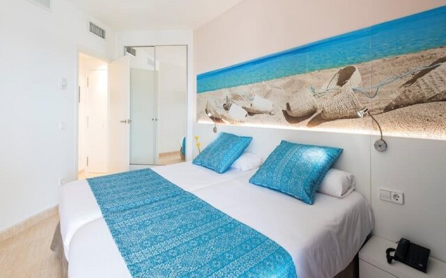 Отель Aparthotel Tropic Garden Испания, Санта-Эулалия-дель-Рио - отзывы, цены и фото номеров - забронировать отель Aparthotel Tropic Garden онлайн вид на фасад