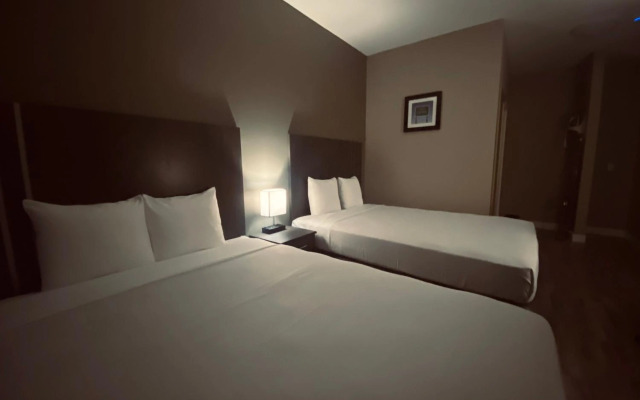 Econo Lodge City Centre Inn