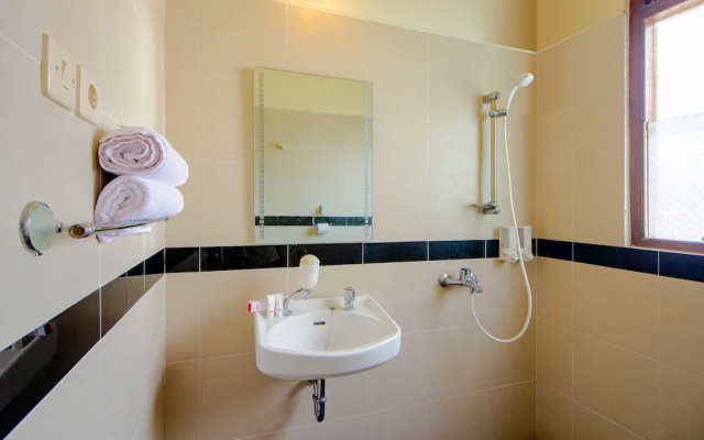 OYO 1650 Griya Joglo Homestay