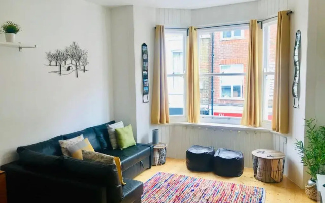 PJ's Central Ventnor Holiday Apartment