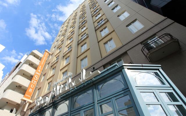 Hotel Monterey Lasoeur Ginza вид на фасад