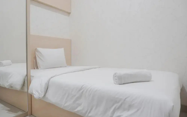 Comfort And Warm 2Br At Parkland Avenue Apartment