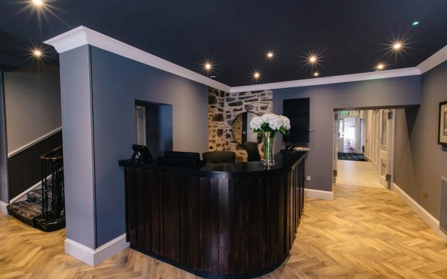 The Seafield Arms Hotel Cullen Self Catering