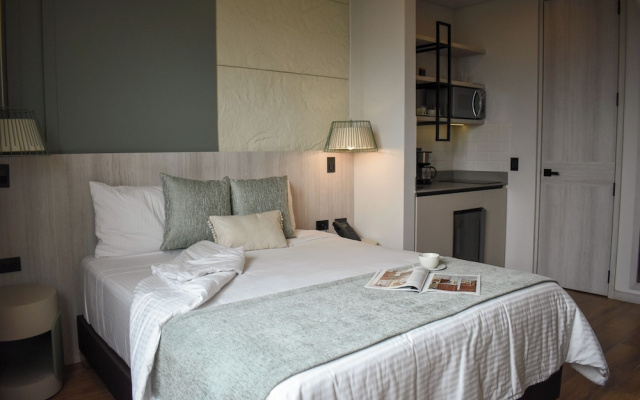 Hotel Ryo 74B Suites by Growing Group