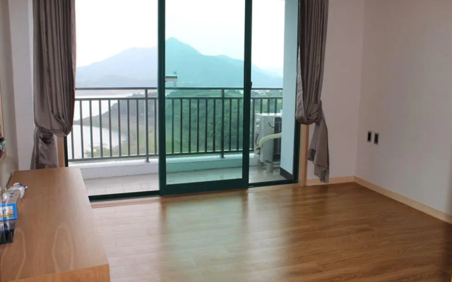 Cheongpung Resort
