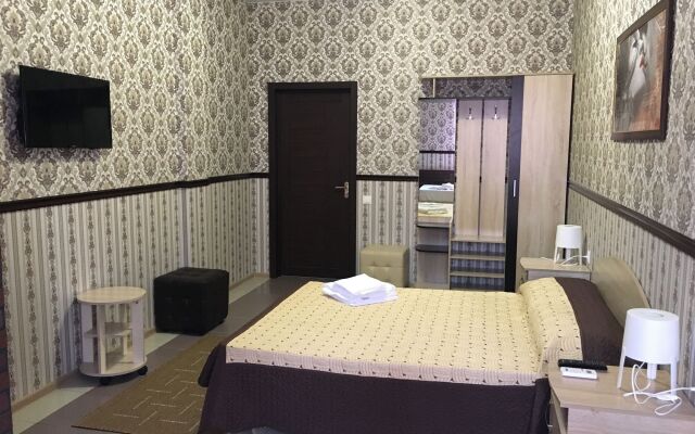 Leon Hotel комната для гостей