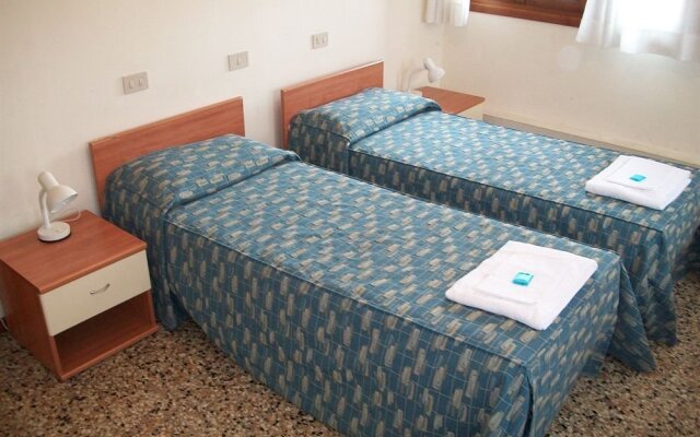 Отель Bed And Venice Венеция комната для гостей